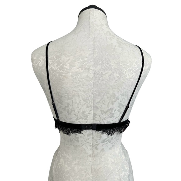 Chelsea 28 Velvet EyeLash Lace Trim Bralette Black Nordstrom Size Medium - Picture 4 of 11